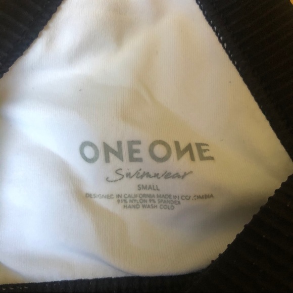 ❌SOLD❌ ONEONE Swimwear Bikini Top - Picture 3 of 3
